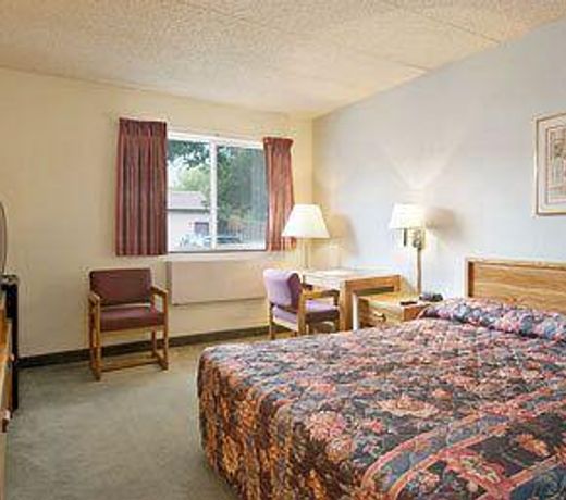 Sunset Inn & Suites
