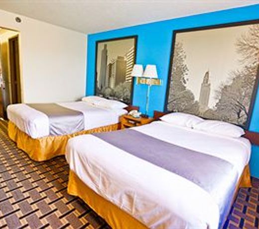 Super 8 by Wyndham Lincoln West
