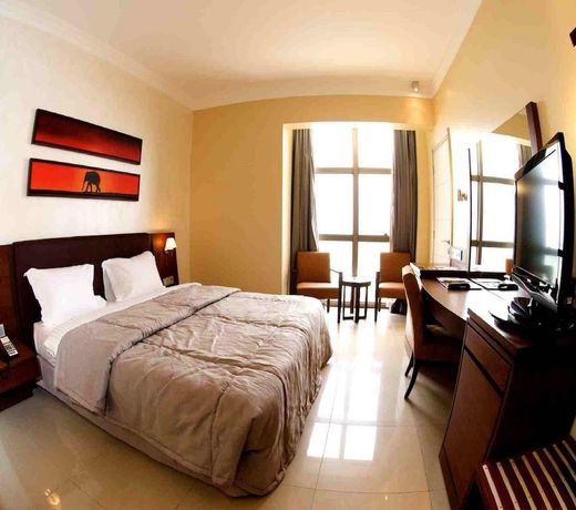 The Avenue Suites