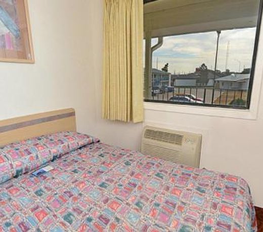 Americas Best Value Inn - Lincoln