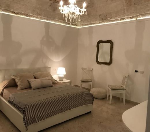 Chichouse