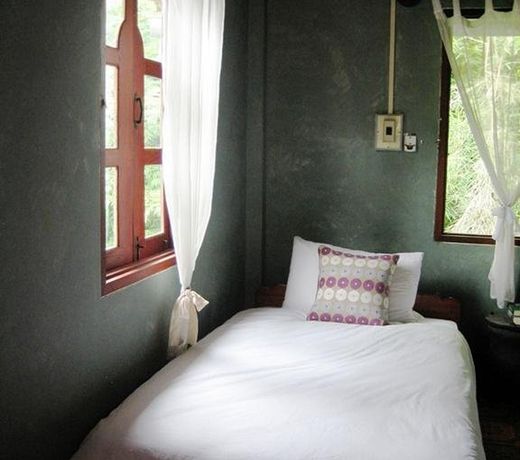 Mani Home Guesthouse