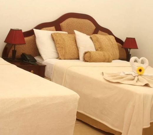 Hotel Brial Plaza