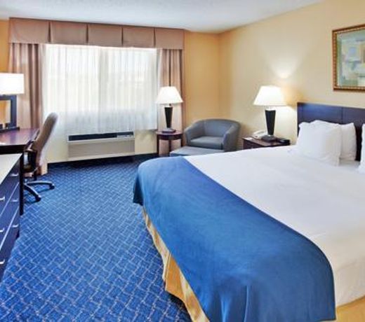 Red Roof Inn & Suites Lincoln