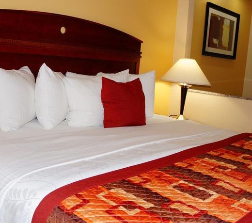 Best Western Plus Kansas City Airport - KCI East