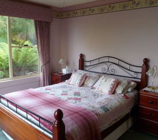 Donalea Bed and Breakfast & Riverview Apartment