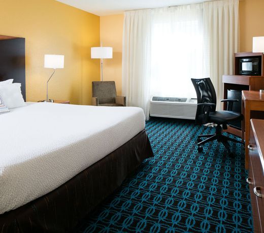 Fairfield Inn & Suites Kansas City Airport