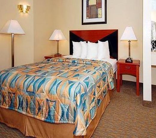 Sleep Inn Kansas City International Airport