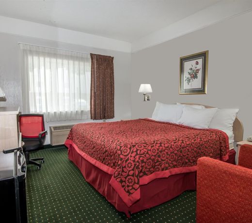 Days Inn by Wyndham Kansas City International Airport