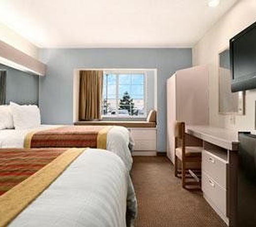 Microtel Inn & Suites by Wyndham Kansas City Airport