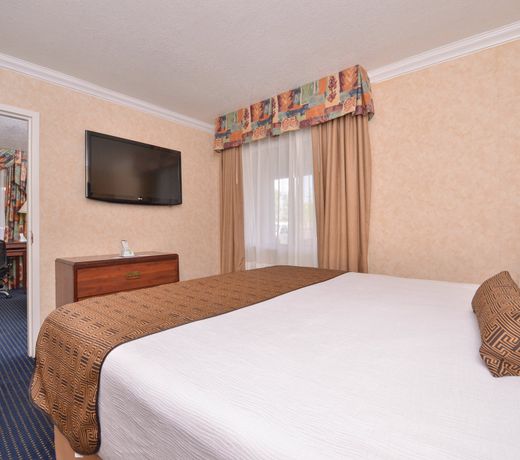 Best Western InnSuites Phoenix Hotel & Suites