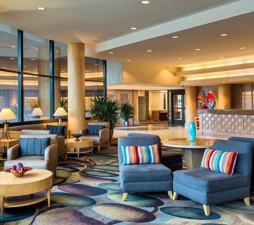 DoubleTree Suites by Hilton Phoenix