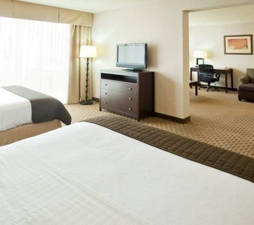 Ramada by Wyndham Phoenix Midtown