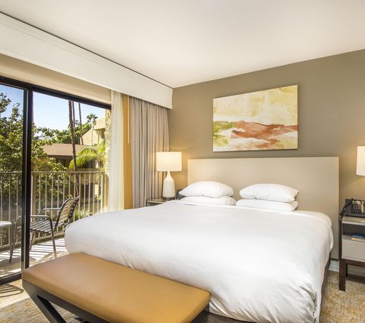 Hilton Phoenix Resort at the Peak - Formerly Pointe Hilton Squaw Peak Resort