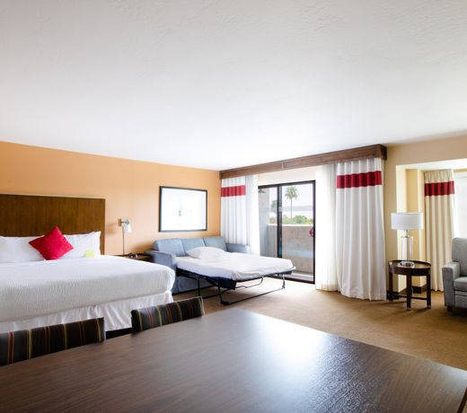Four Points by Sheraton Phoenix South Mountain