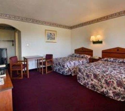 TRAVELODGE PHOENIX AIRPORT