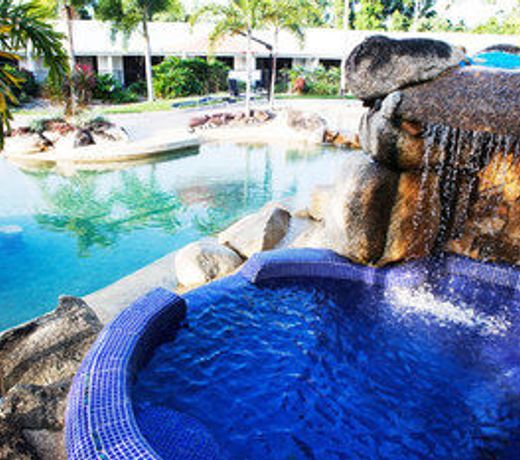 Mission Beach Resort