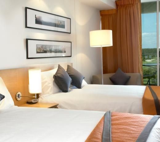 Pelican Waters Golf Resort