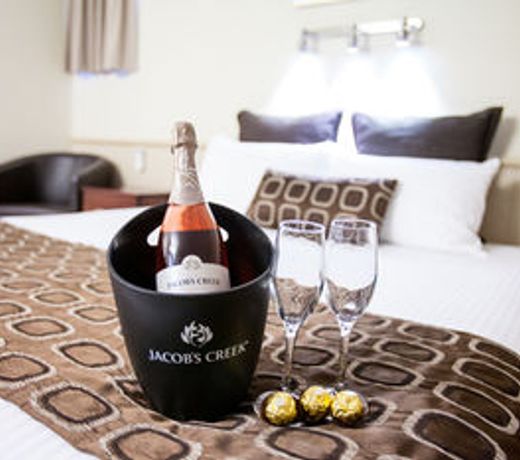 Quality Hotel Robertson Gardens