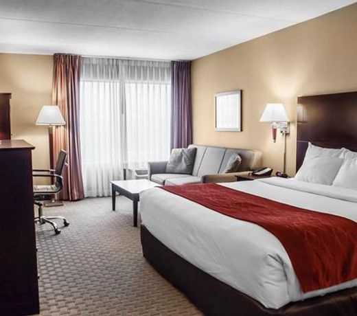 Comfort Inn & Suites Watertown