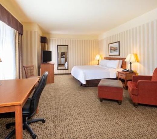 Holiday Inn Express Hotel & Suites Astoria, an IHG Hotel