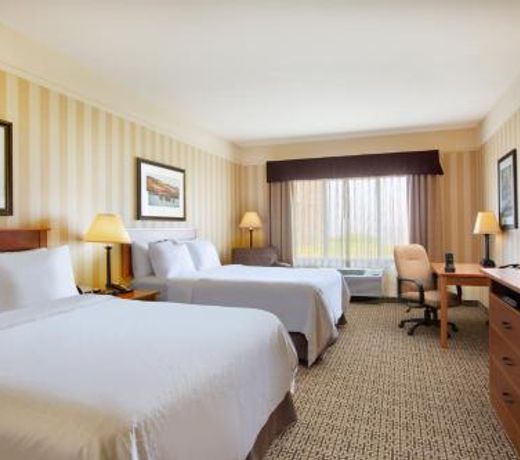 Holiday Inn Express Hotel & Suites Astoria, an IHG Hotel