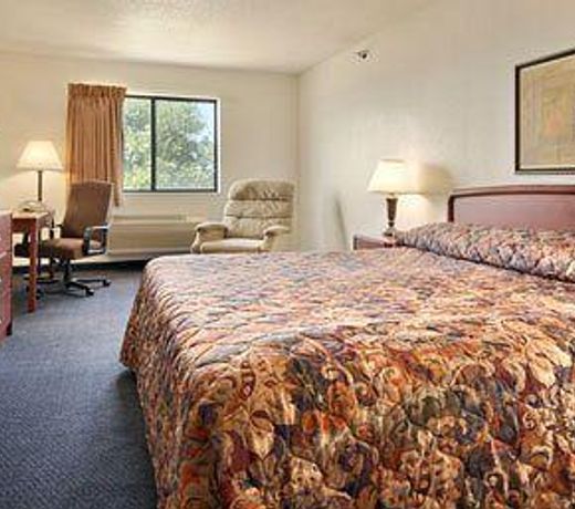 Days Inn by Wyndham Watertown