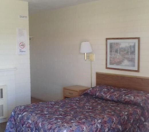 SPORTSMAN INN   SCOTTSBLUFF