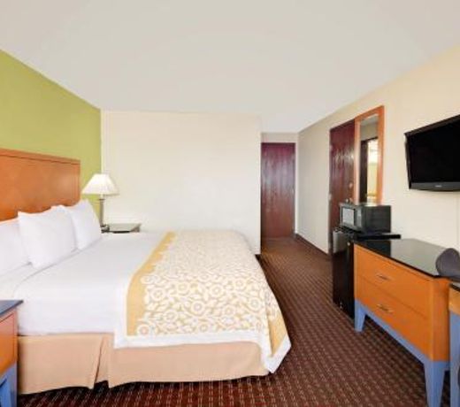 Days Inn by Wyndham Fort Dodge