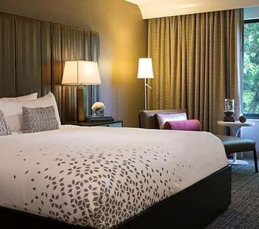 Renaissance Westchester Hotel