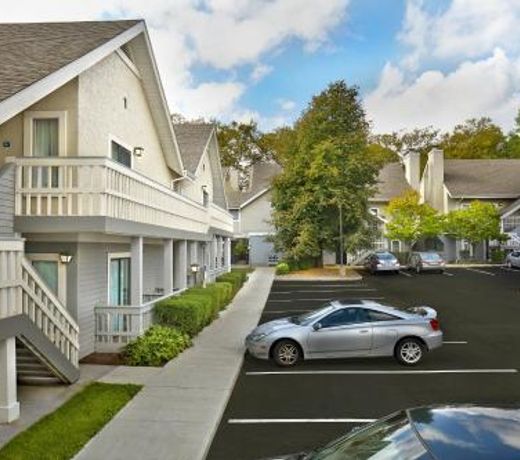 New Haven Village Suites