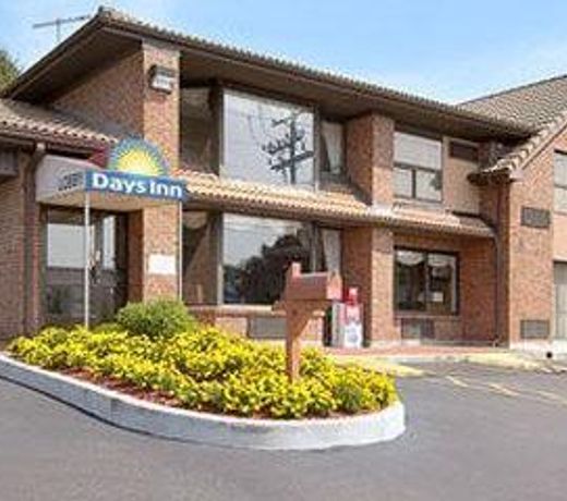 Days Inn by Wyndham New Haven