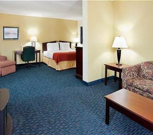 La Quinta Inn & Suites by Wyndham Jonesboro