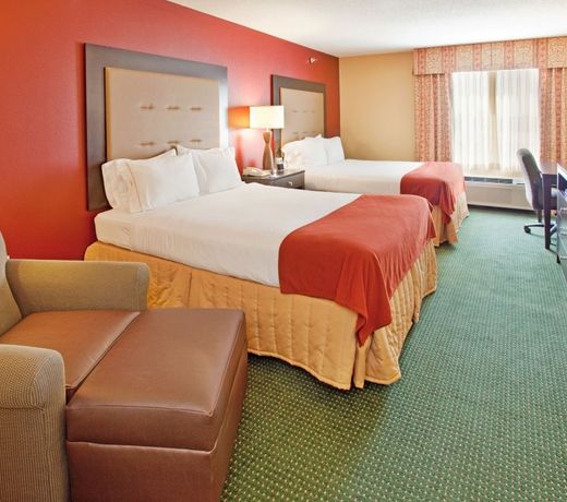 Holiday Inn Express Hotel & Suites Norfolk, an IHG Hotel