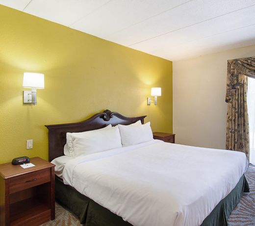 Quality Inn & Suites Worcester