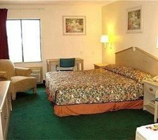 Fairway Inn La Porte