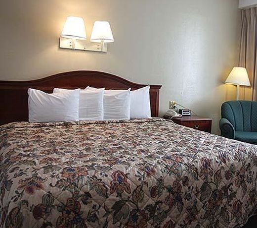 New Stanton Garden Inn