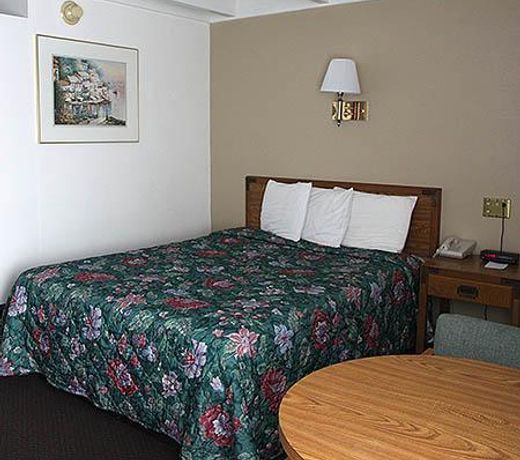 New Stanton Garden Inn