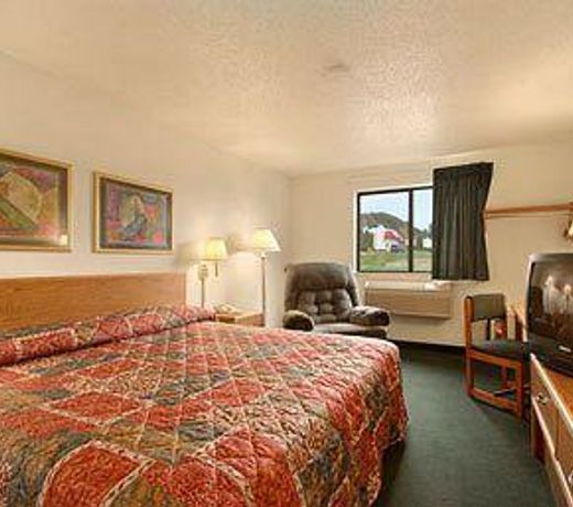 Super 8 by Wyndham New Stanton