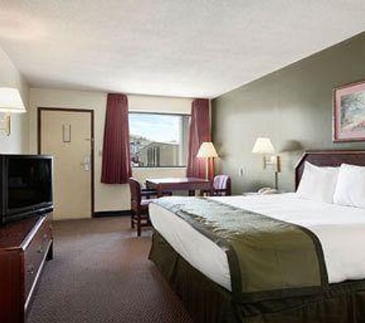 Days Inn by Wyndham Hannibal