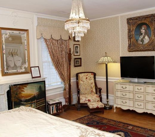 The Melange Inn