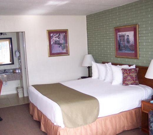 Best Western Hendersonville Inn