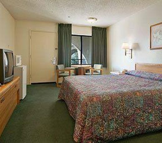 Travelodge by Wyndham Indio