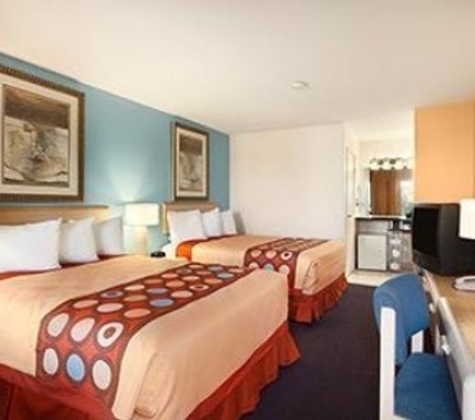 Super 8 by Wyndham Indio