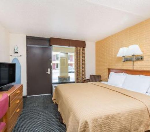 Red Roof Inn Lenoir