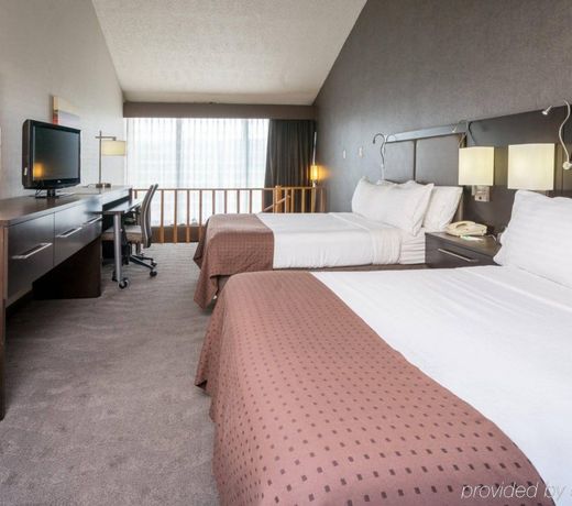 Holiday Inn Harrisburg I-81 Hershey Area, an IHG Hotel