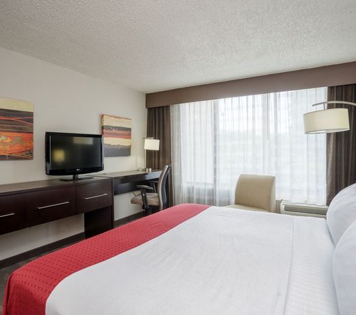 Holiday Inn Harrisburg I-81 Hershey Area, an IHG Hotel