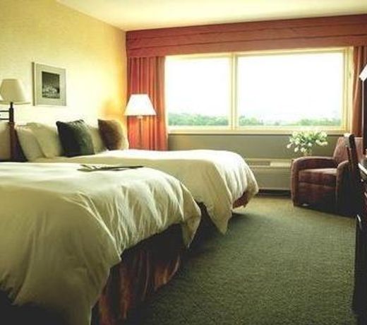 Gateway Hotel and Conference Center