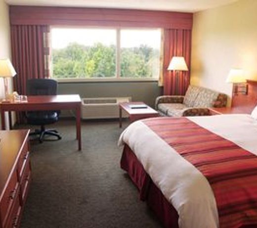 Gateway Hotel and Conference Center