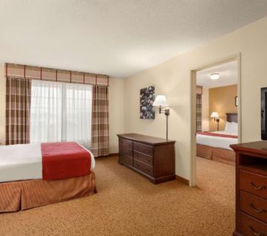 Country Inn & Suites by Radisson, Ames, IA